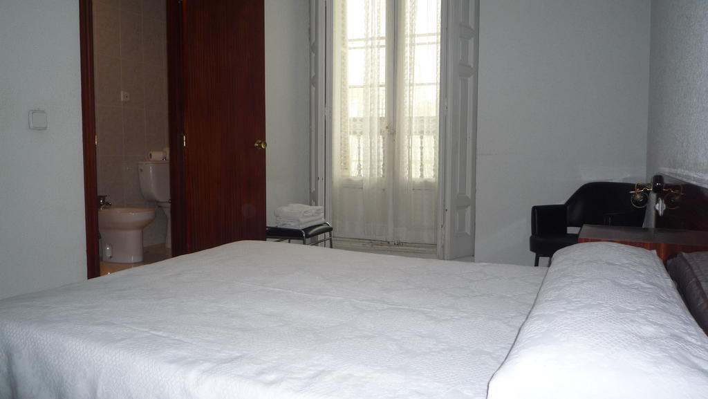 Hostal Americano Madrid Habitación foto