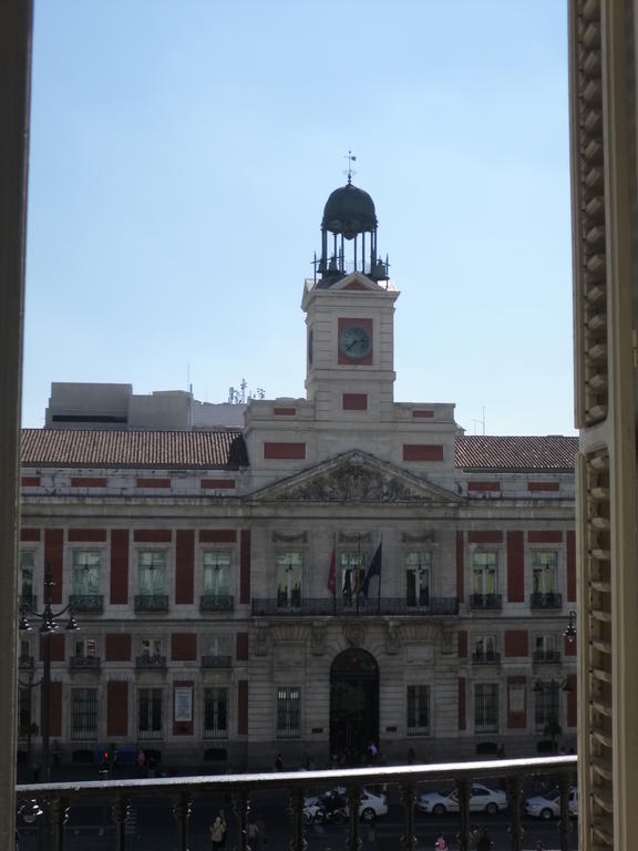 Hostal Americano Madrid Exterior foto